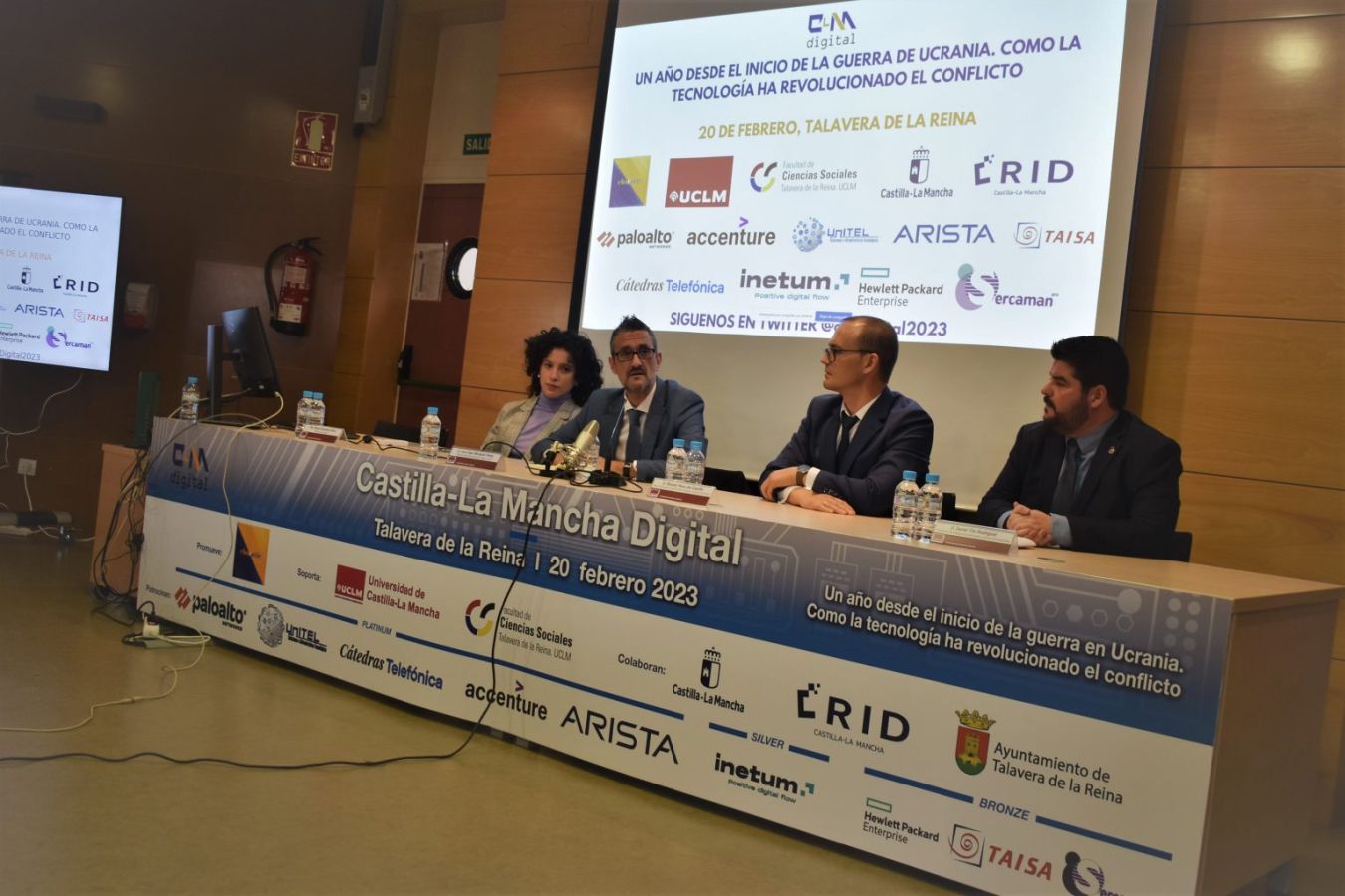 Unitel-colabora-en-el-evento-sobre-ciberseguridad-Un-anio-desde-el-inicio-de-la-guerra-en-Ucrania-1536x1024