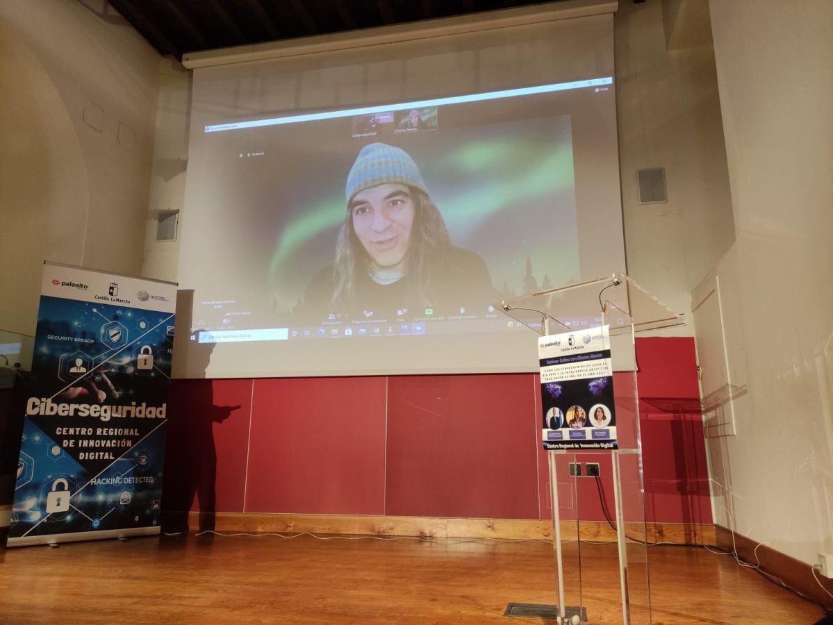 Webinar-con-Chema-Alonso-1536x1153